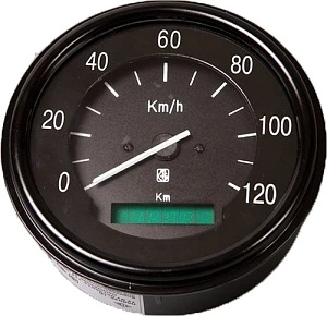 13647